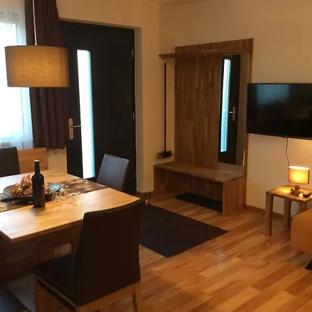 Haus Hannah Apartment